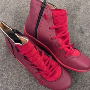 Red Lace‎ Up Ankle Sneaker Boots Women's 8 Est Side Zip Flat Casual Shoes